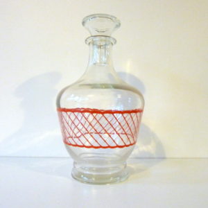 Carafe quadrillée