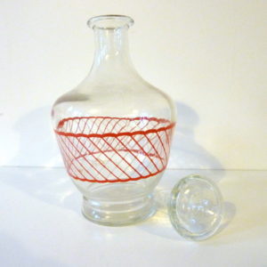 Carafe quadrillée