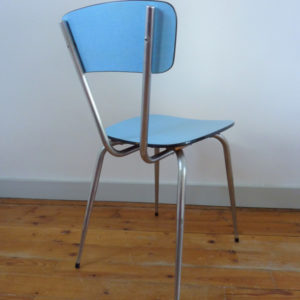 Chaise formica bleu