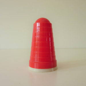 Salière rouge vintage
