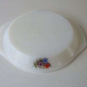 Cocotte Arcopal motif Liserons vintage