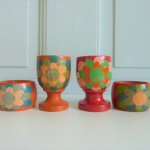 Coquetiers et Ronds de serviette bois peints à la main